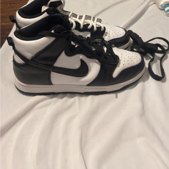 Nike Dunks - Picture 1 of 8